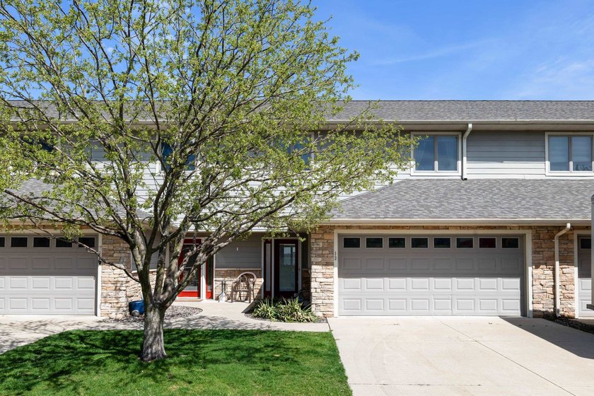 $1500 credit to Buyer at closing.Welcome to lakeside living on - photo 2