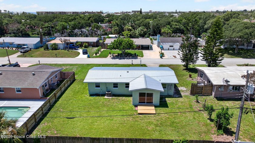 Enjoy the best of coastal living in this versatile newly - photo 31