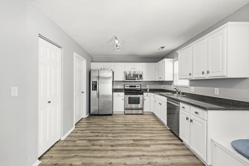 Welcome to Bellegrove Willows, one of Carolina Forest's most - photo 10