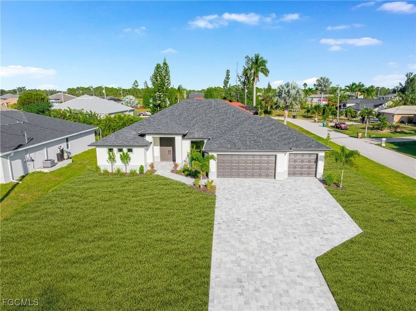 Experience the ultimate Florida lifestyle in this brand-new - photo 3