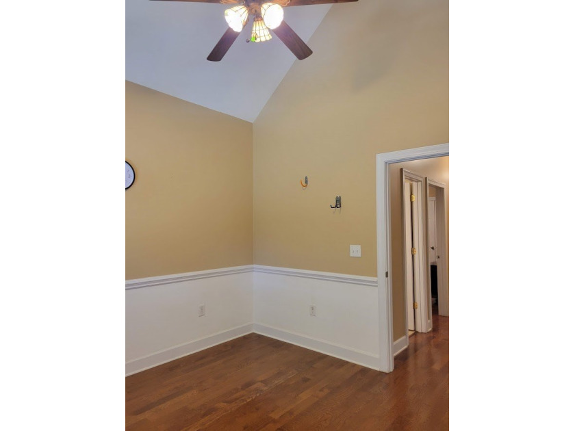 Enjoy waterfront living on Lake Murray. Beautiful home with a - photo 32