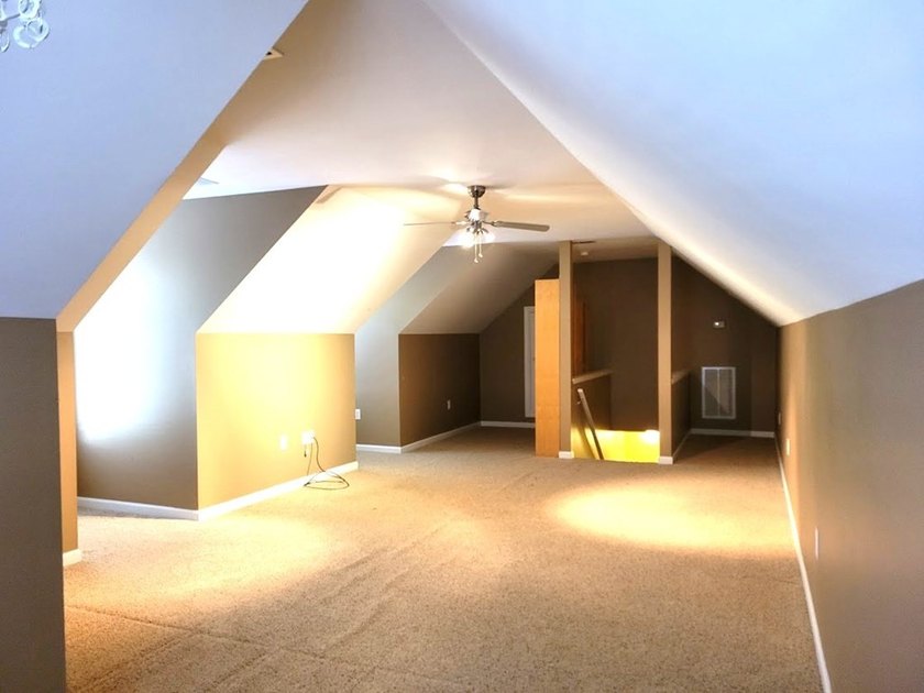 Enjoy waterfront living on Lake Murray. Beautiful home with a - photo 49
