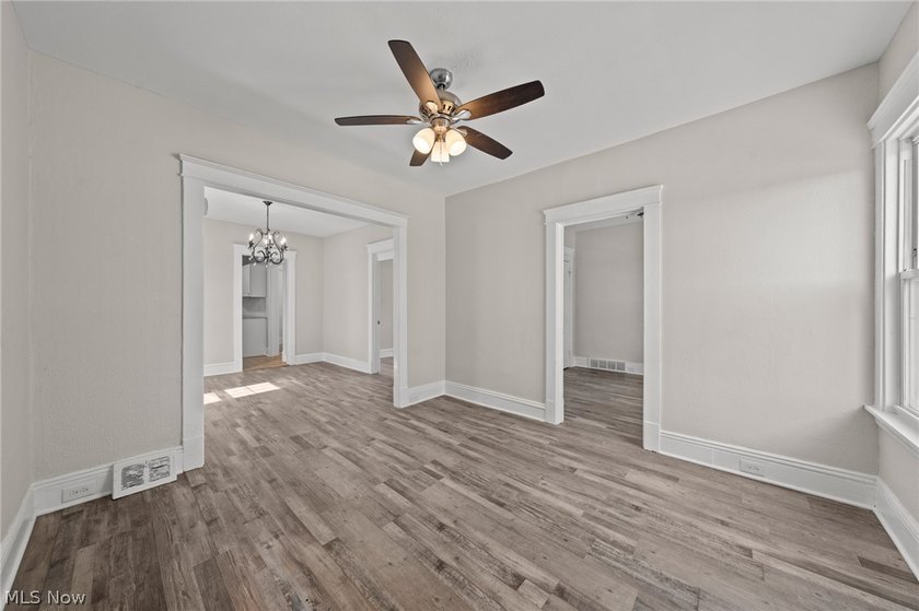 Welcome to this beautifully renovated, move-in-ready 5-bedroom - photo 5