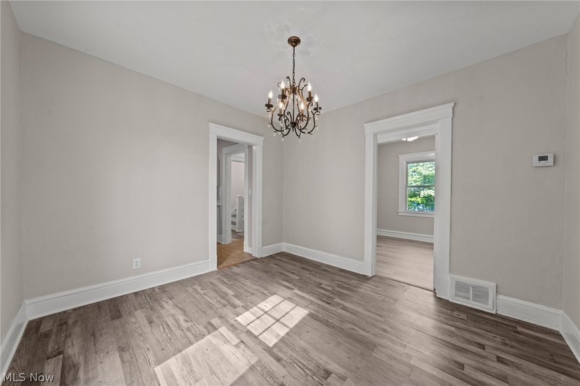 Welcome to this beautifully renovated, move-in-ready 5-bedroom - photo 10