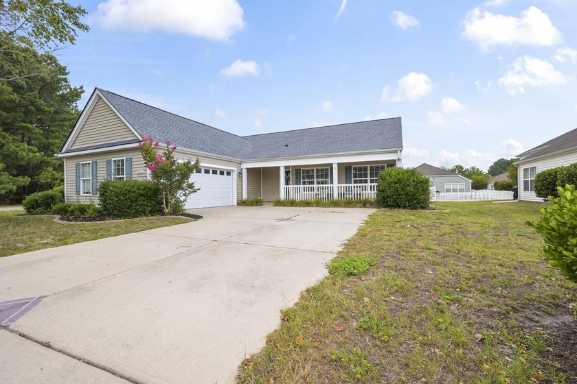 This is a short sale property. Welcome to this charming - photo 3
