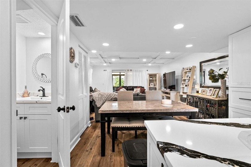 This thoughtfully updated and coveted corner/end unit is ready - photo 4