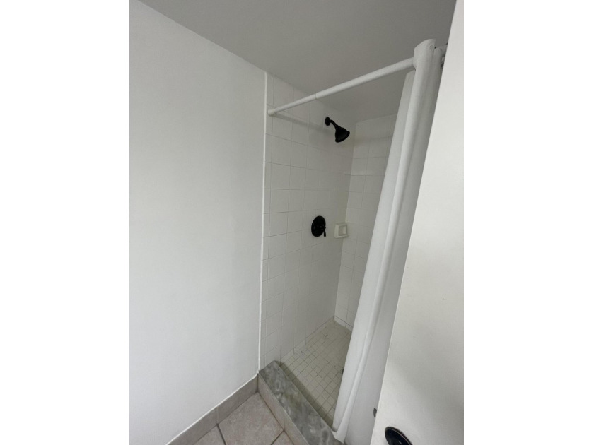 Welcome to your three-bedroom, two-bathroom waterfront - photo 12