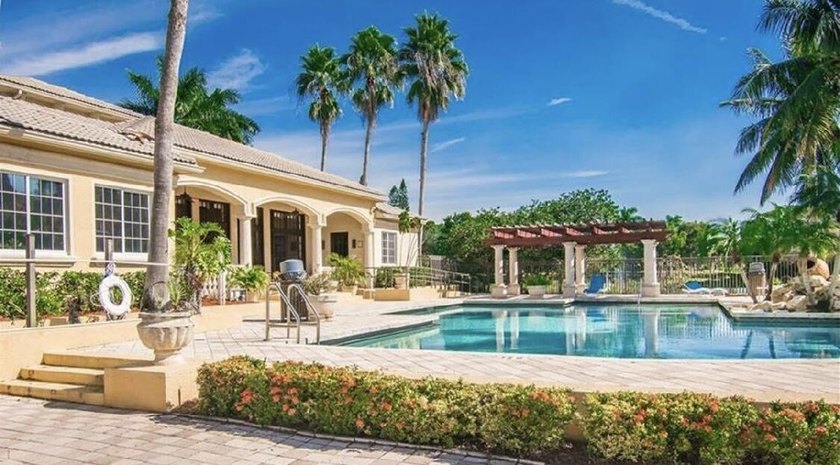 Welcome to your three-bedroom, two-bathroom waterfront - photo 21