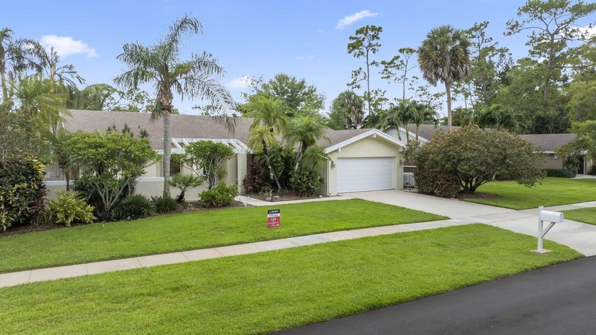 Move right into this beautifully updated 4-bedroom + office - photo 3