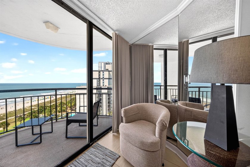 Incredible opportunity to own a fully furnished, turnkey - photo 3