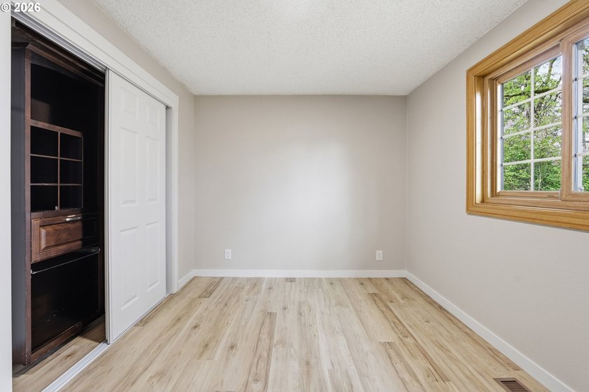 Appraised over value + New HVAC!!! Amazing South Salem location - photo 11
