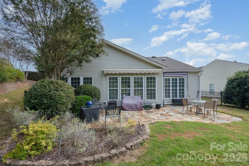 Welcome to your sanctuary! This stylish home offers the perfect - photo 28