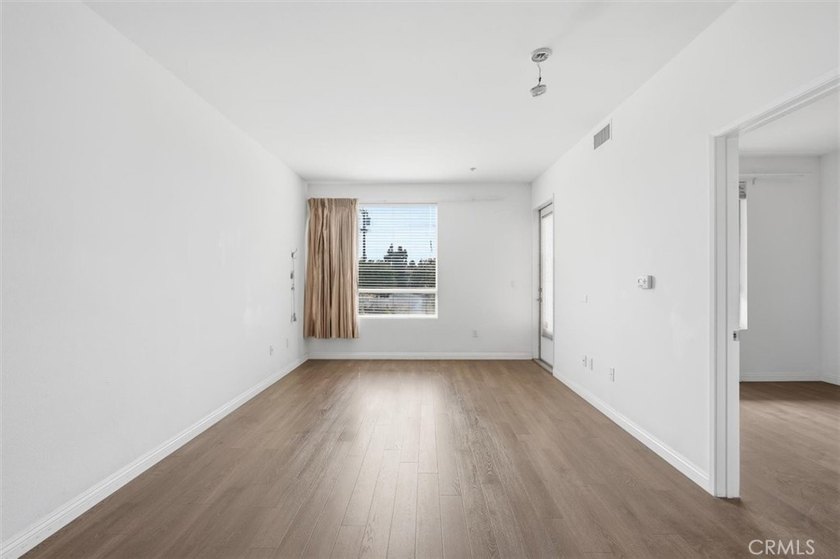 Welcome to The Meridian at Cabrillo, an exclusive 44-residence - photo 4