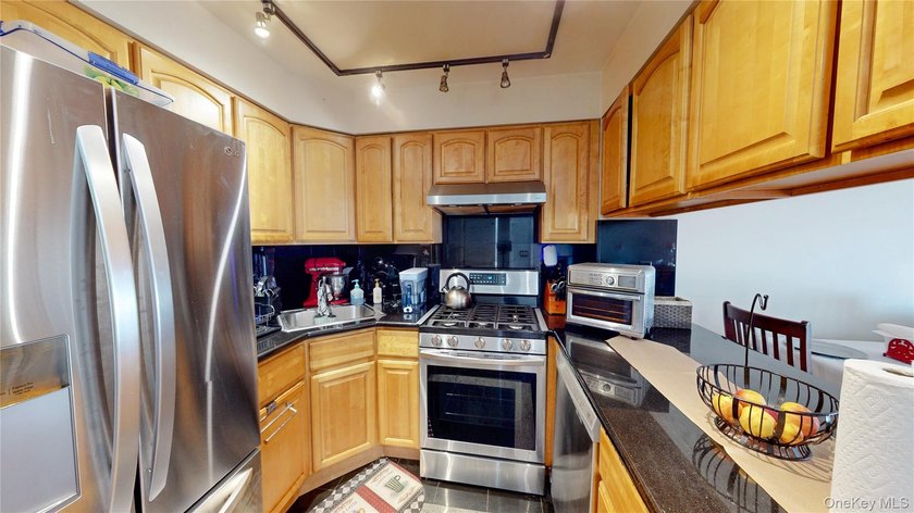 All information are deemed correct, but potential buyers need - photo 14