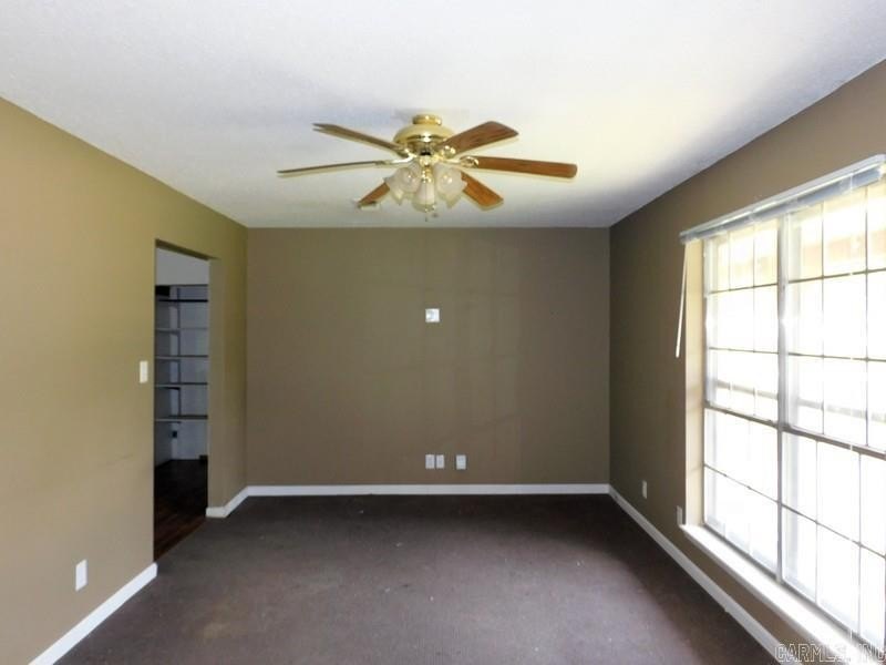 Affordable one-story brick traditional style home conveniently - photo 5