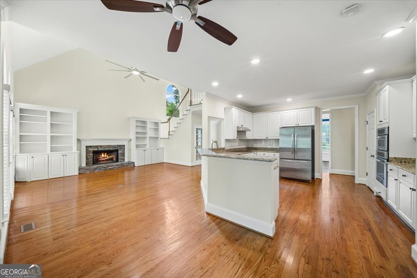Have you been looking everywhere for a gorgeous home with a - photo 11