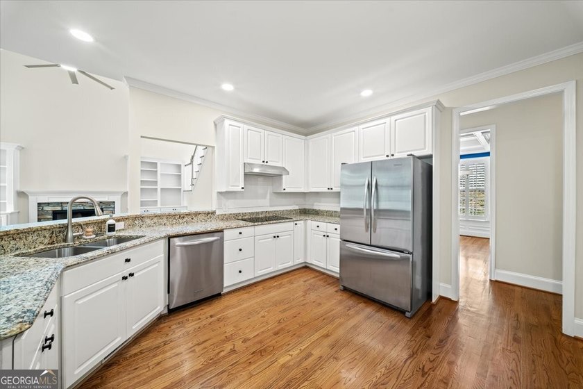 Have you been looking everywhere for a gorgeous home with a - photo 13