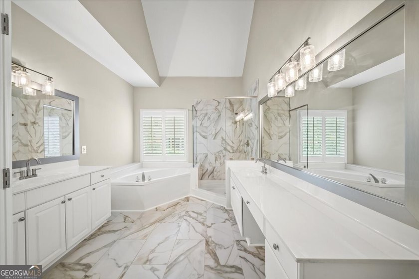 Have you been looking everywhere for a gorgeous home with a - photo 21
