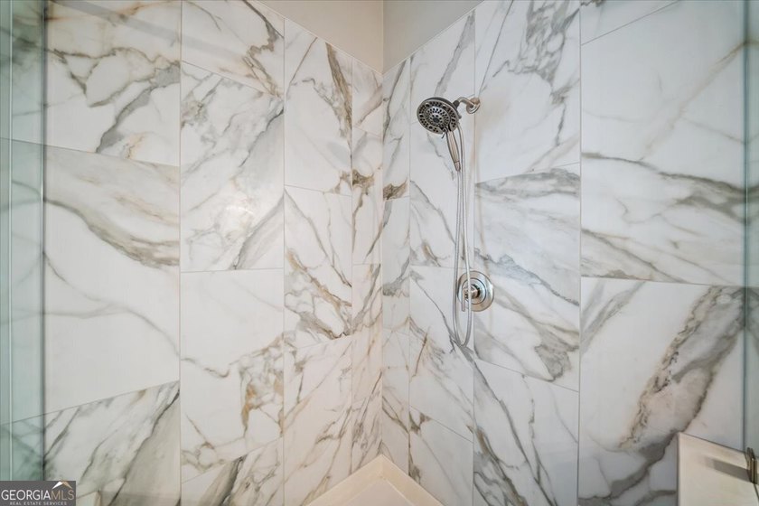 Have you been looking everywhere for a gorgeous home with a - photo 23
