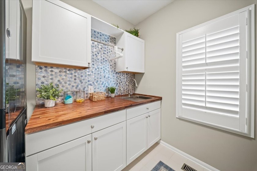Have you been looking everywhere for a gorgeous home with a - photo 24