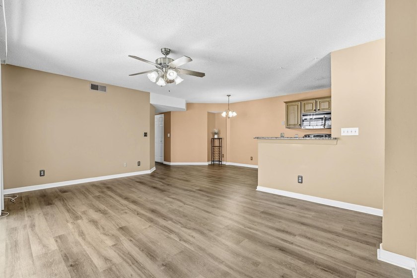 Stylish 3-bedroom, 2-bath condo in a prime location, offering - photo 7