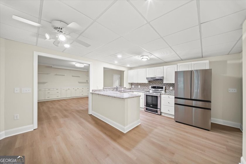 Have you been looking everywhere for a gorgeous home with a - photo 49