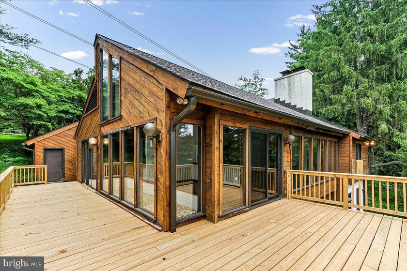 Price Reduced!!! This is your chance to grab this property and - photo 4