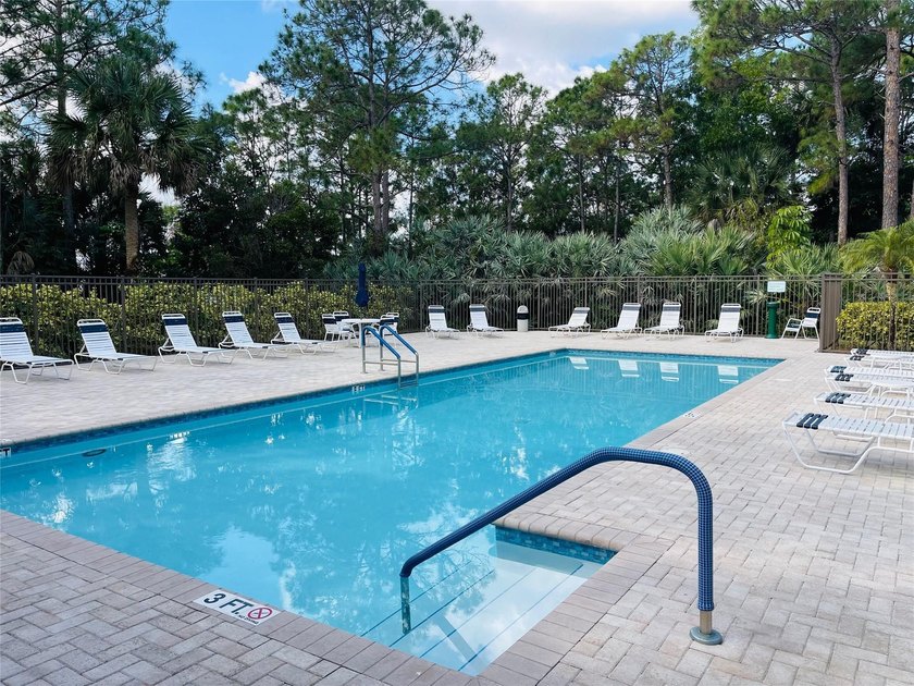 Beautiful and well-maintained home located in a desirable gated - photo 36