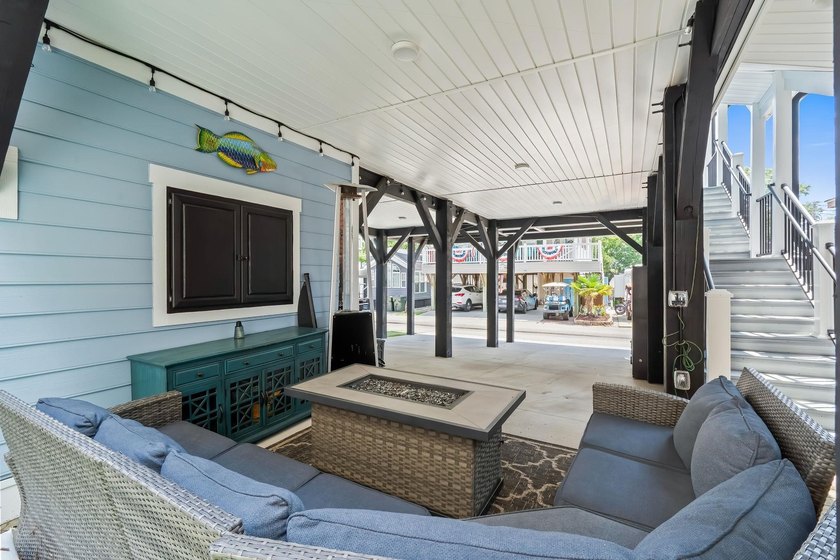 TURNKEY NEW LISTING IN OCEAN LAKES! IMMACULATE 5 BEDROOM/3 AND - photo 10