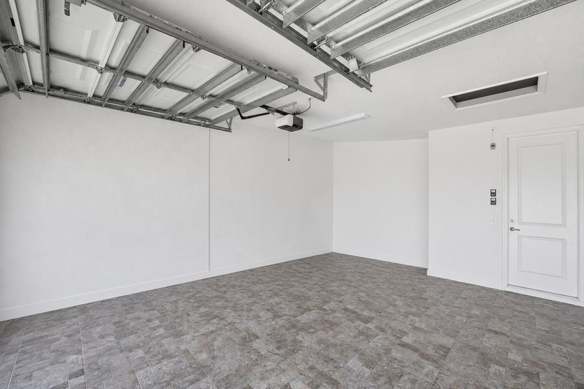 MOTIVATED SELLER!! Rare opportunity to own one of Riverland's - photo 19