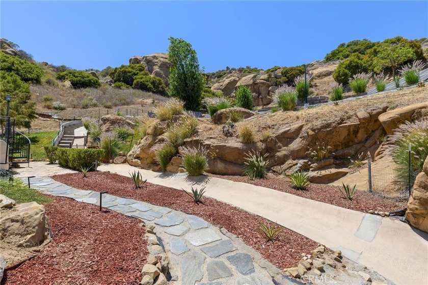 Spectacular Hillside Retreat in Roy Rogers Estates with - photo 43