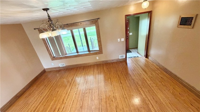 This 5 Bedrooms and 2.5 Bath home w/ in-law setup is located on - photo 11