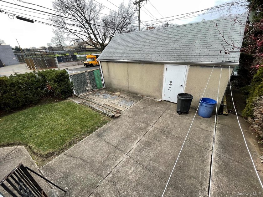 61-52 149th Street, Flushing, NY 11367 R4-1 Zoning, can be - photo 13