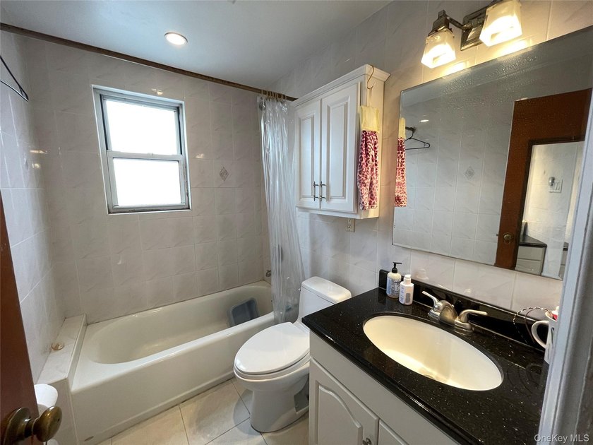 61-52 149th Street, Flushing, NY 11367 R4-1 Zoning, can be - photo 22