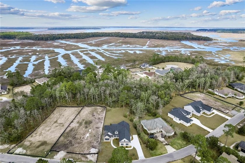 THIS NEWLY COMPLETED CHARLESTON II PLAN BY LANDMARK 24 HOMES - photo 50