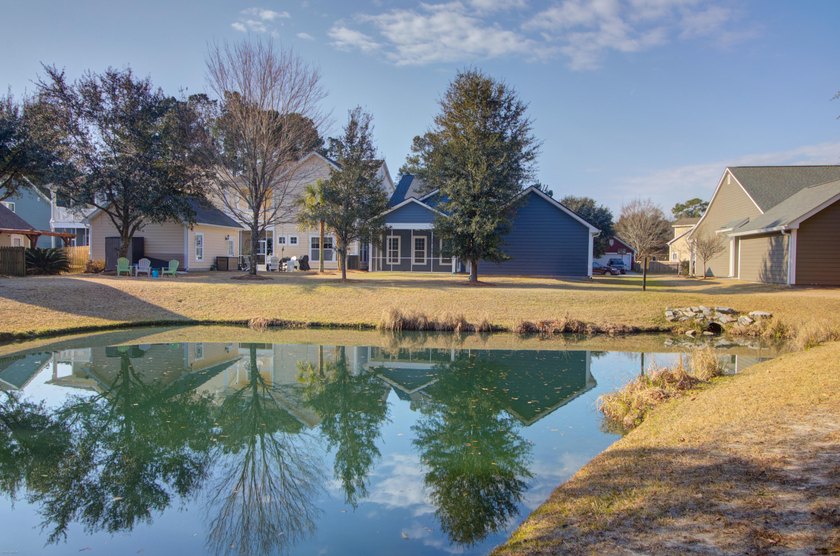 Stunning Pond Views | Turnkey &amp; Move-in Ready Welcome to your - photo 2
