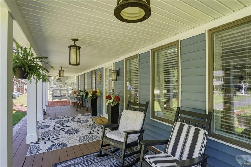 Welcome home to this beautifully renovated ranch, perfectly - photo 6