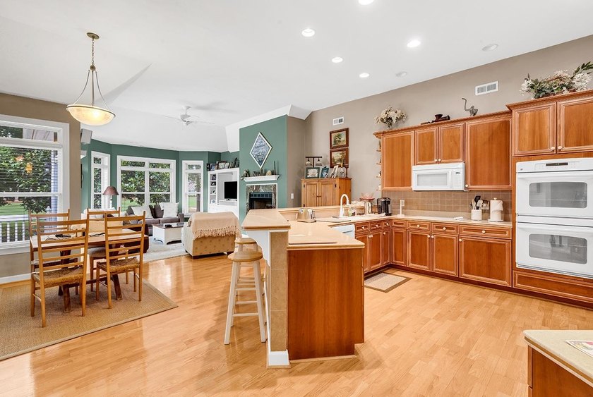 Come and experience this custom built, 4-bedroom, 3 full bath - photo 7