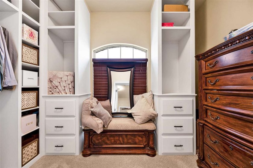 Like-new custom-built 3-bedroom, 2-bath home in the highly - photo 11