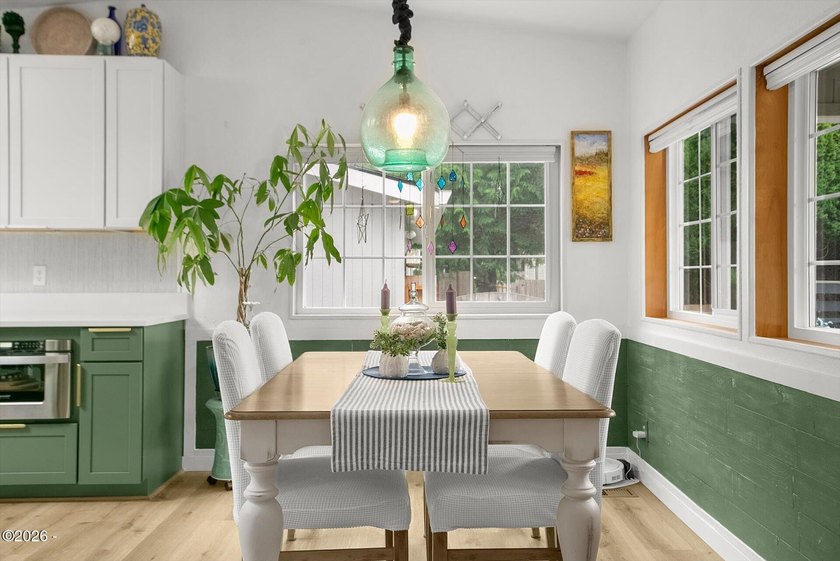 Discover your dream home in this beautifully cared-for - photo 11