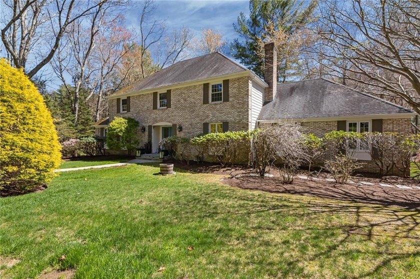 Welcome to 1340 Waterford Drive in the highly desirable - photo 2