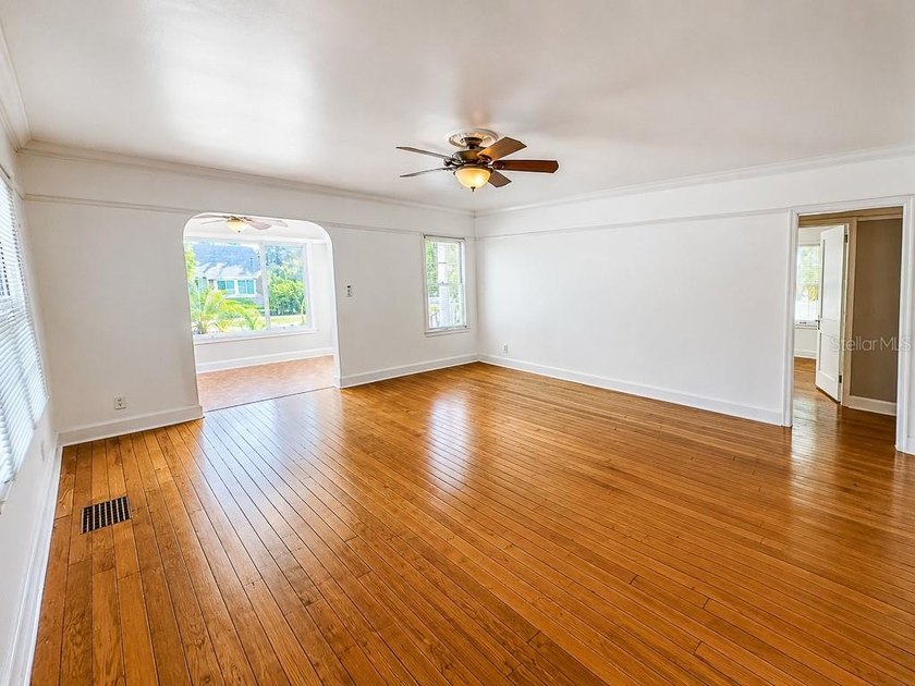 Historic Kenwood Duplex | Fully Updated | Two 2BR/1BA Units | - photo 11