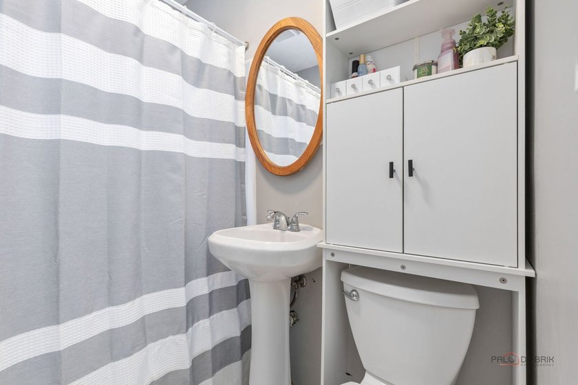 Welcome to 1506 N East End! This charming property is bigger - photo 12