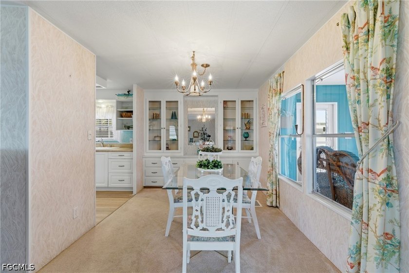 BEAUTIFULLY FURNISHED AND DECORATED--AND IT'S ALL INCLUDED!!! - photo 7