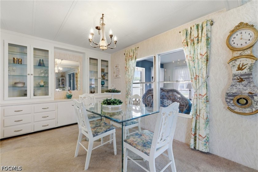 BEAUTIFULLY FURNISHED AND DECORATED--AND IT'S ALL INCLUDED!!! - photo 8