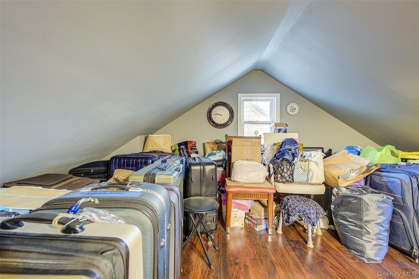 Experience the pinnacle of convenience in this beautifully - photo 27