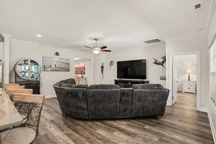 Welcome to this exceptional 5-bedroom, 3-bathroom home located - photo 7