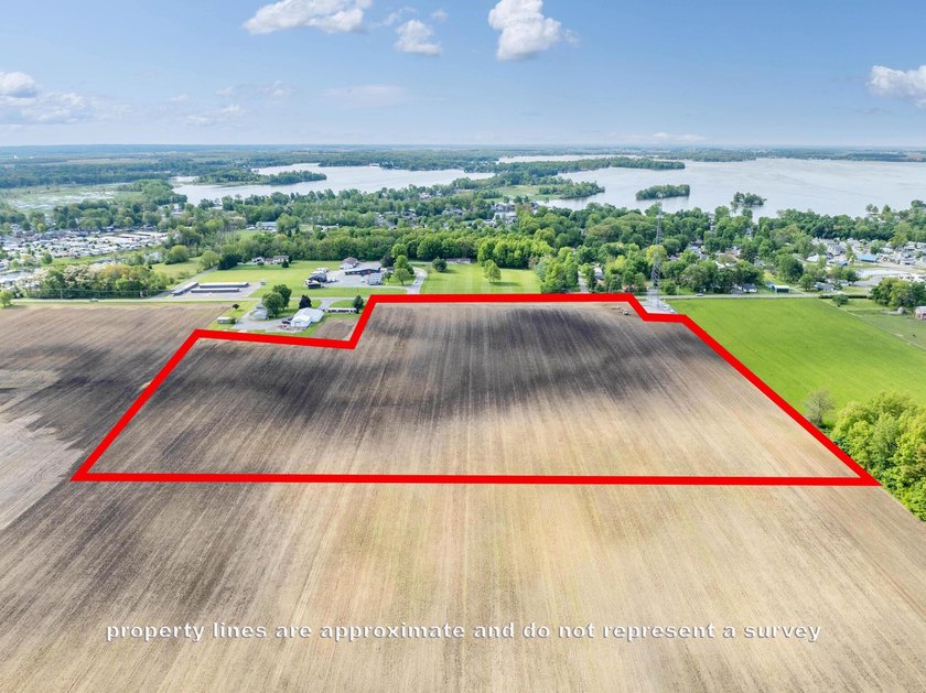 Discover the potential of this 23.081-acre fully tillable parcel - photo 6