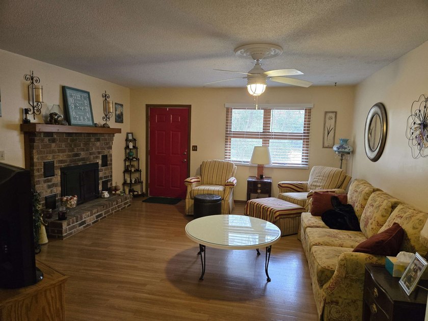 This is a wonderful home that sits on the marsh in Windjammer - photo 11