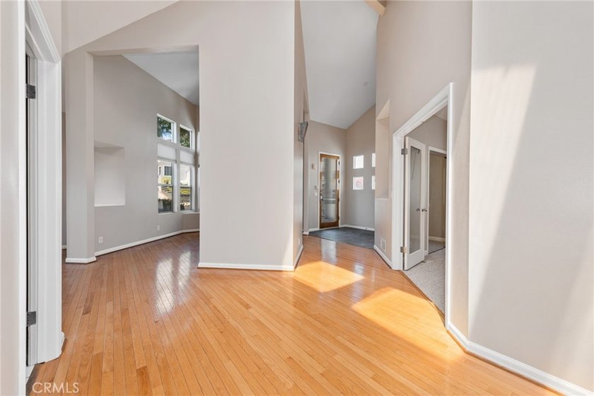 Large single family home in a great location in the Hermosa - photo 13